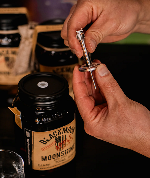 Blackmoon Moonshine - Apple Cinnamon